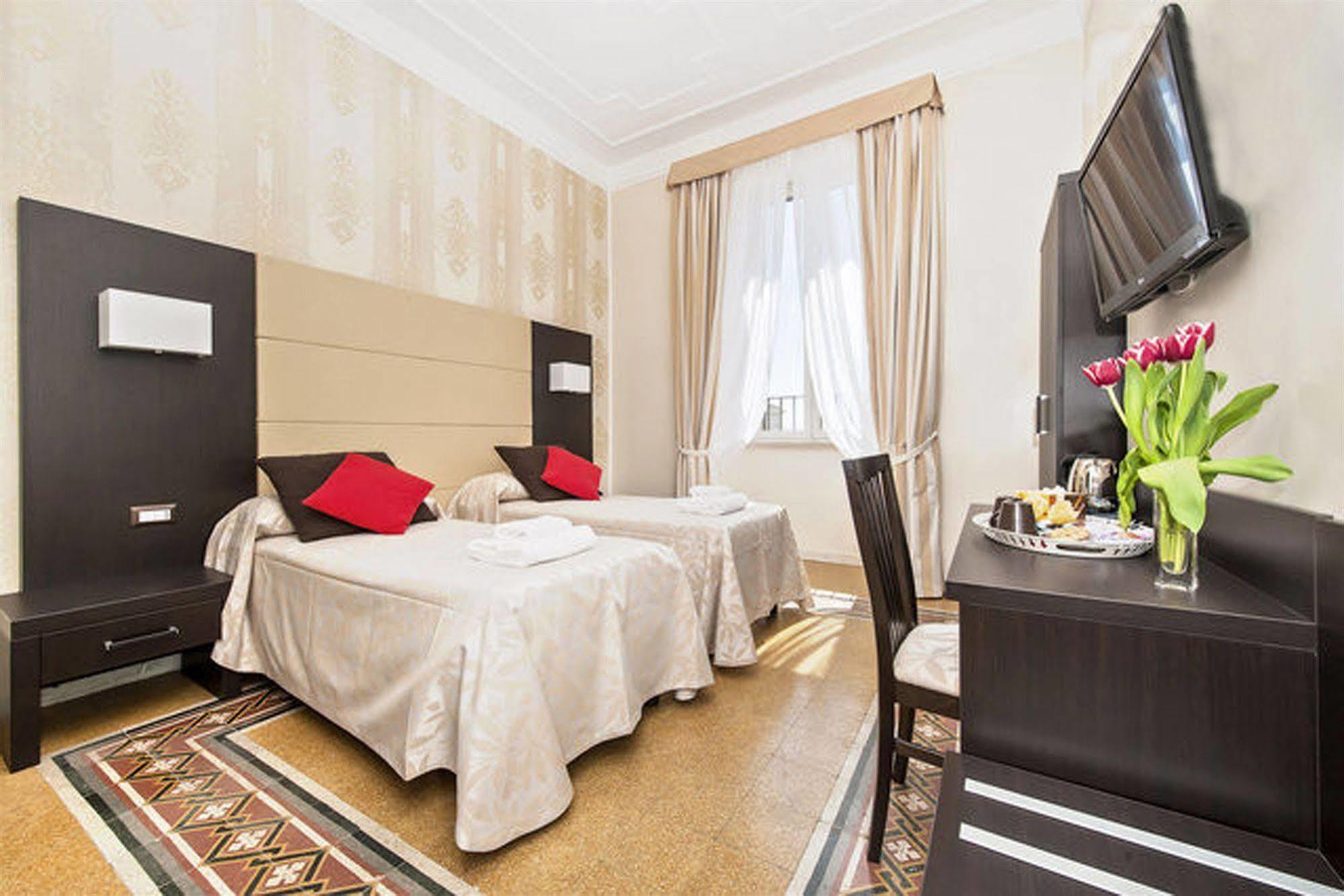 Laterani Suite Рим Екстериор снимка