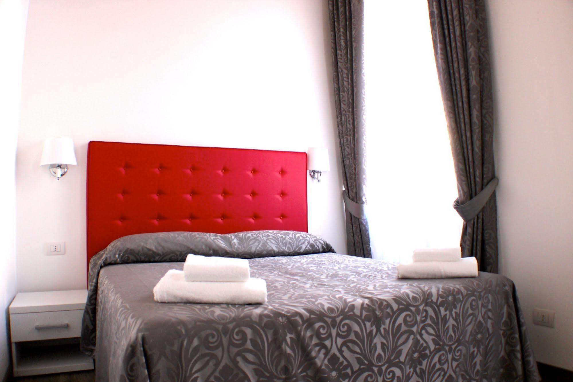 Laterani Suite Рим Екстериор снимка
